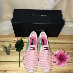 Tommy Hilfiger Oaklyn Twin Gore Slip On Sneakers